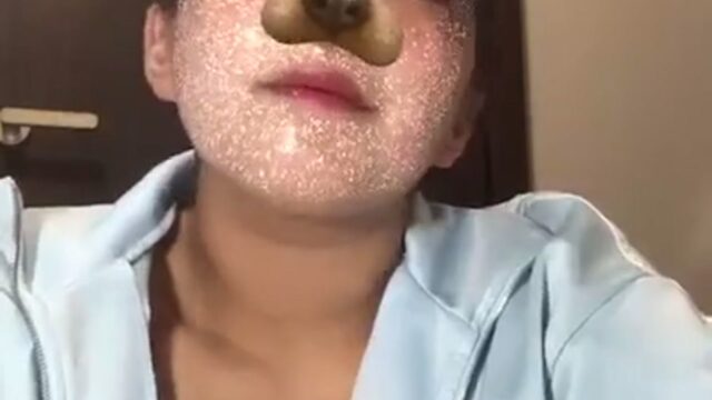 【切り抜き】え、気づいてな…いことないよな？天然の豊満チッチが見られる動画はこちら！